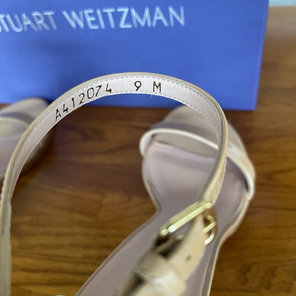 STUART WEITZMAN Aniline Nearly Nude Heeled Sandals. Size 9M - Picture 7 of 11